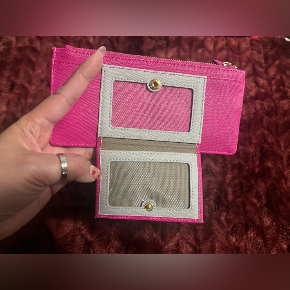 Multi-Color Neiman Marcus Zippy and Card Wallet🪪 - Picture 3 of 9